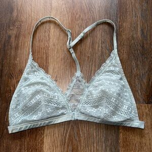 Elegant Lace Bralette in Sage Green